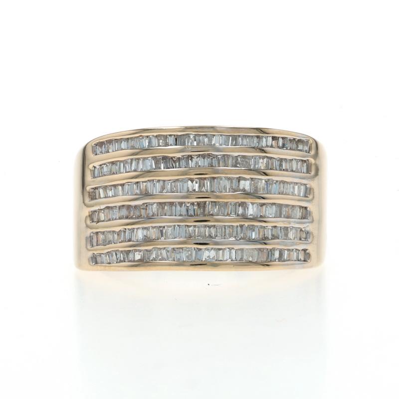 Taglia: 8 3/4
Costo della taglia: Una taglia in più per $40 o una taglia in meno per $40

Contenuto del metallo: Oro giallo 10k

Informazioni su A. Stone

Diamanti naturali
Carati: 1.00ctw
Taglio: Baguette
Colore: H. - I. - J.
Chiarezza: SI2 -