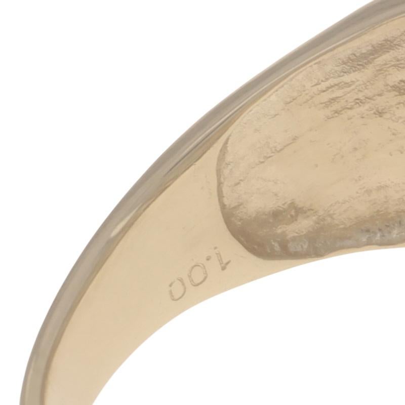 Anello da cocktail a grappolo di diamanti in oro giallo -10k Baguette 1.00ctw Channel Set Ring in vendita 2