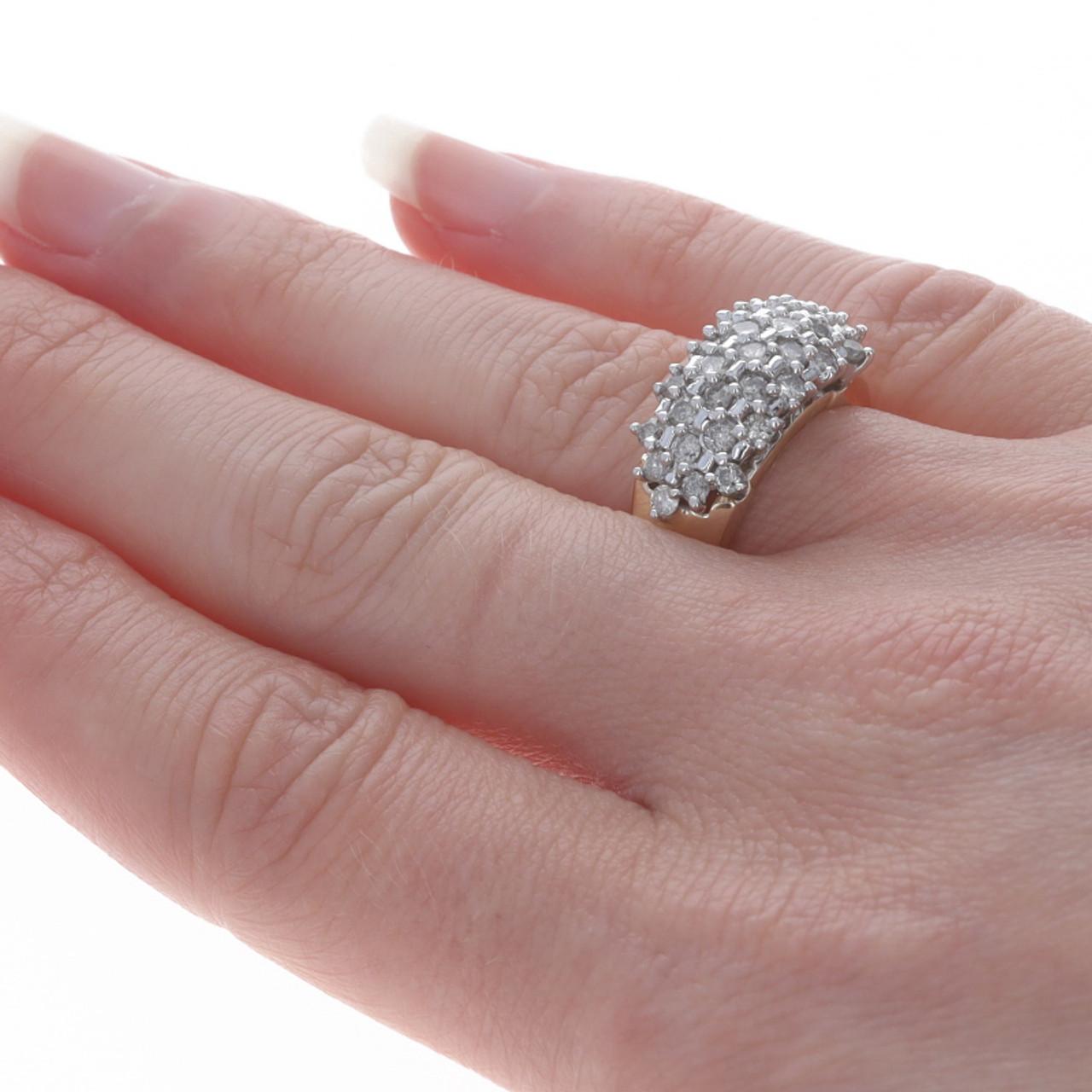 i color diamond cluster 14kt white gold ring