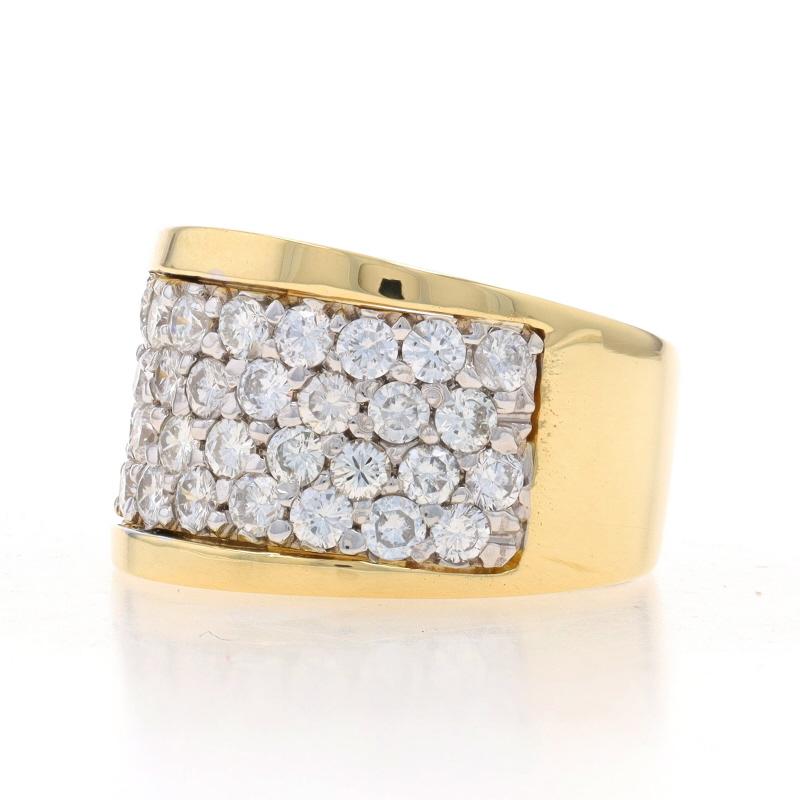 Round Cut Yellow Gold Diamond Cluster Cocktail Band -18k Round Brilliant 2.00ctw Pavé Ring For Sale