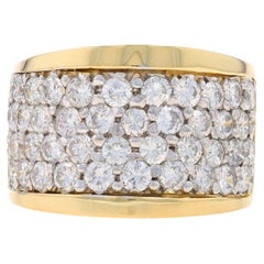 Bracelet cocktail en or jaune avec diamants -18k Bague pavée ronde et brillante de 2.00ctw