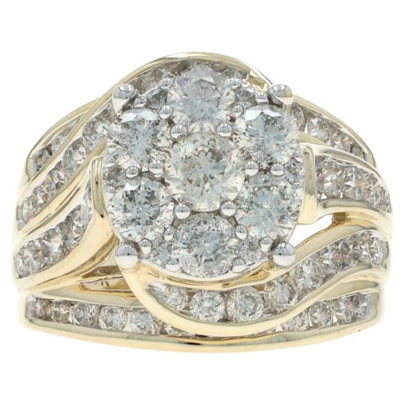 Bague cocktail en or jaune avec diamants en grappe - 10k Round Brilliant 3.00ctw
