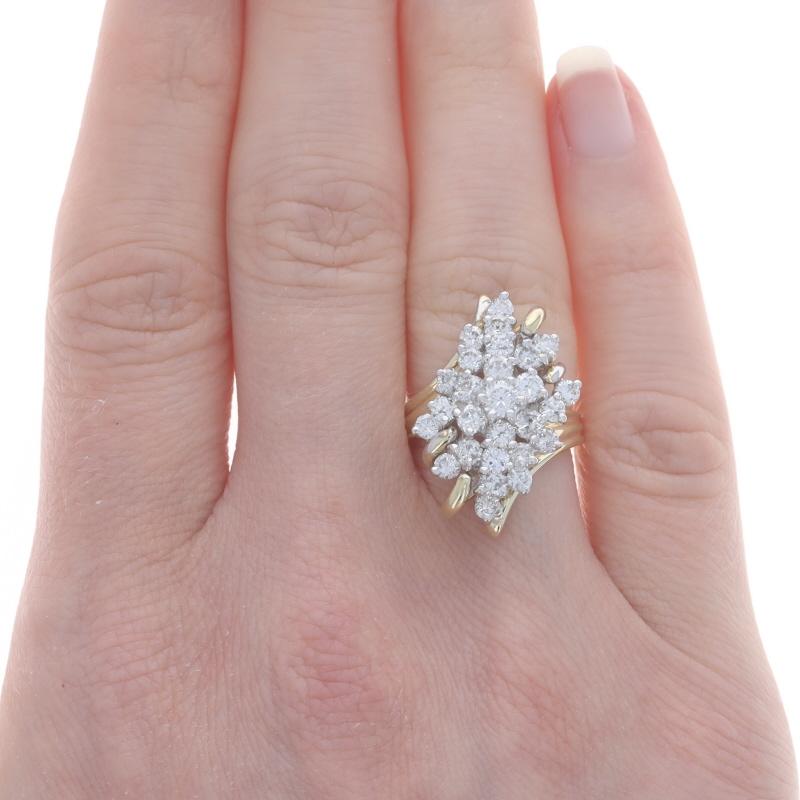 Gelbgold Diamant-Cluster-Cocktail- Bypass-Cocktailring - 14k Rnd 2,00ctw florales Sprühmittel (Rundschliff)