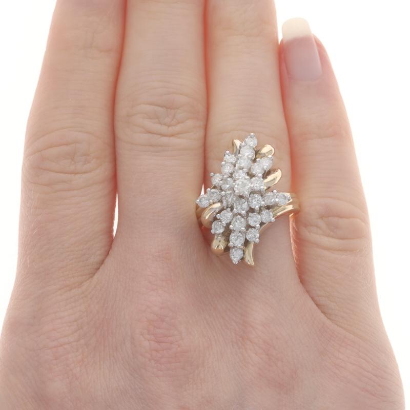 Gelbgold Diamant-Cluster-Cocktail- Bypass-Cocktailring - 14k runder 2,00ctw Blumenschleife (Rundschliff)