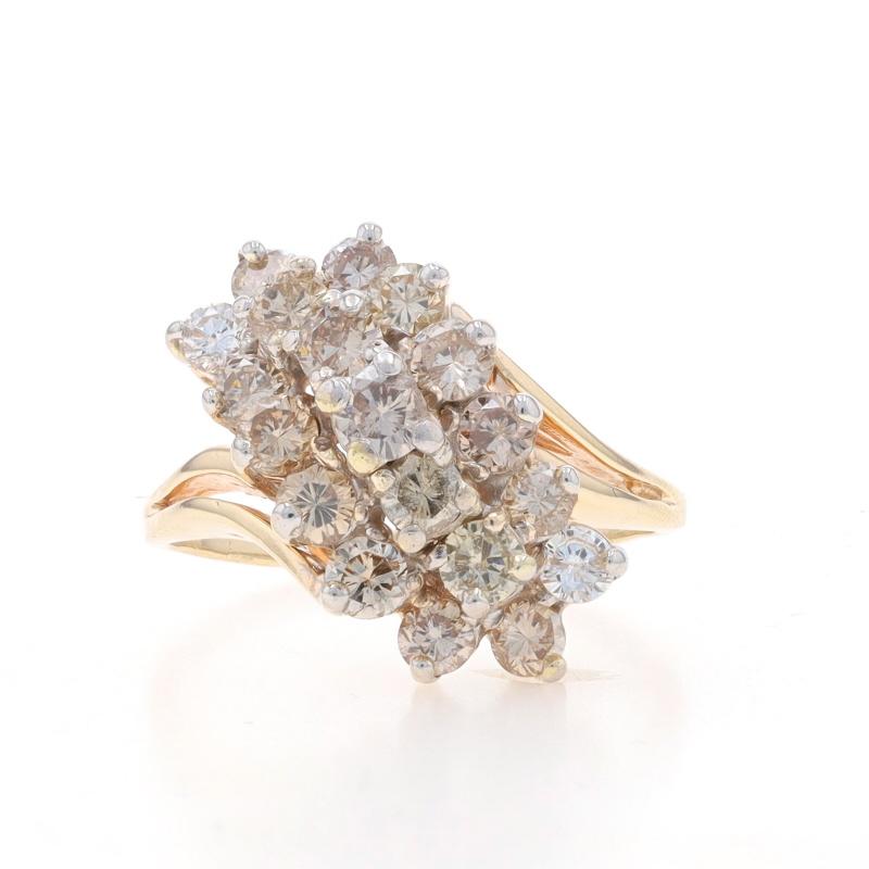 Taille : 8 1/2
Frais de taille : 2 1/2 tailles supérieures pour 35 $ ou 1 1/2 tailles inférieures pour 25 $.

Contenu métallique : Or jaune 14k et or blanc 14k

Informations sur les pierres

Diamants naturels
Carat(s) : 2.00ctw
Coupe : Brillant