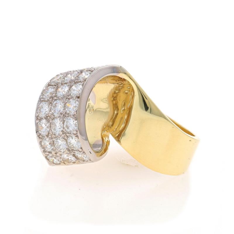 Anello bypass con cluster di diamanti in oro giallo - 18k Round 2.00ctw Ribbon In condizioni ottime in vendita a Greensboro, NC