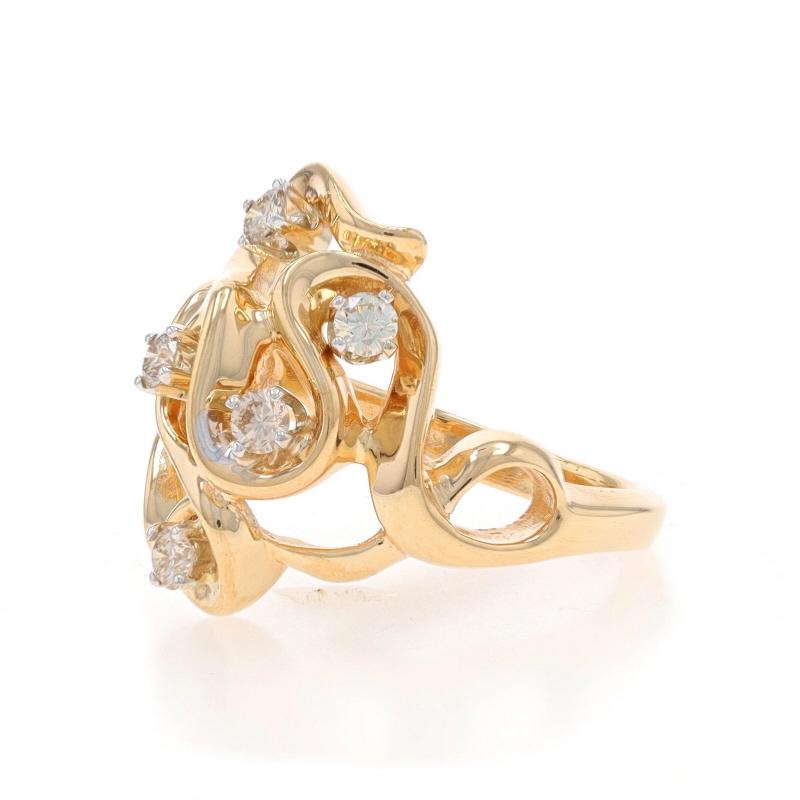 Taglio rotondo Anello Cocktail con Cluster di Diamanti in Oro Giallo - 14k Brillante Rotondo 0,28ctw in vendita