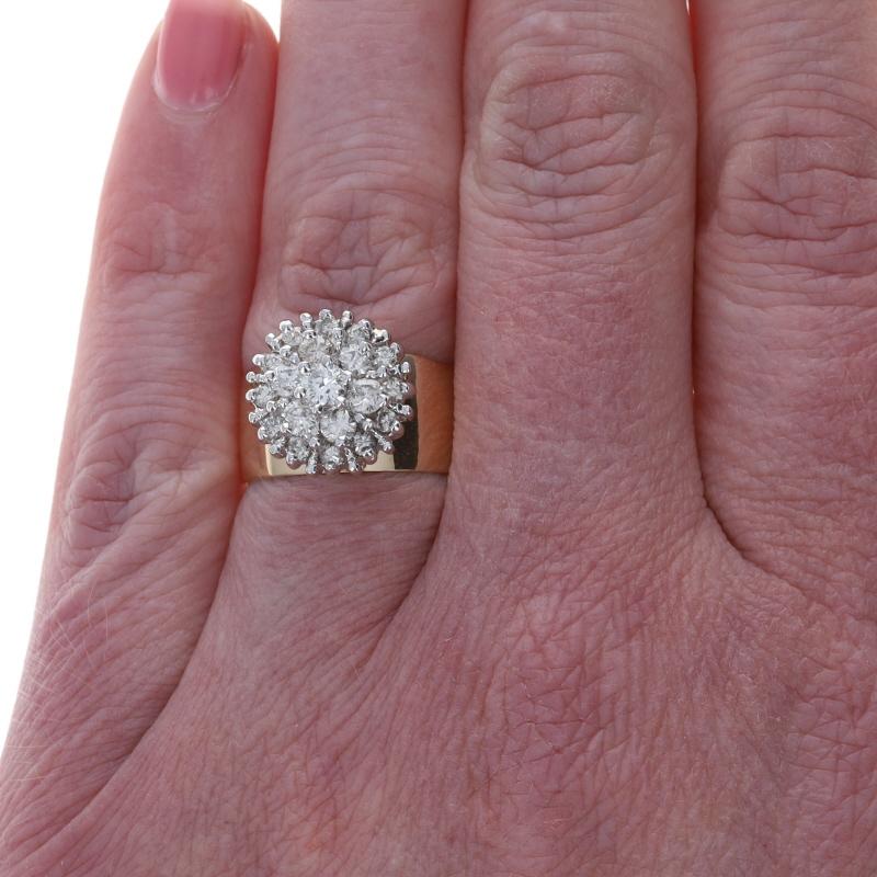 Round Cut Yellow Gold Diamond Cluster Cocktail Ring - 14k Round Brilliant 1.00ctw Floral For Sale