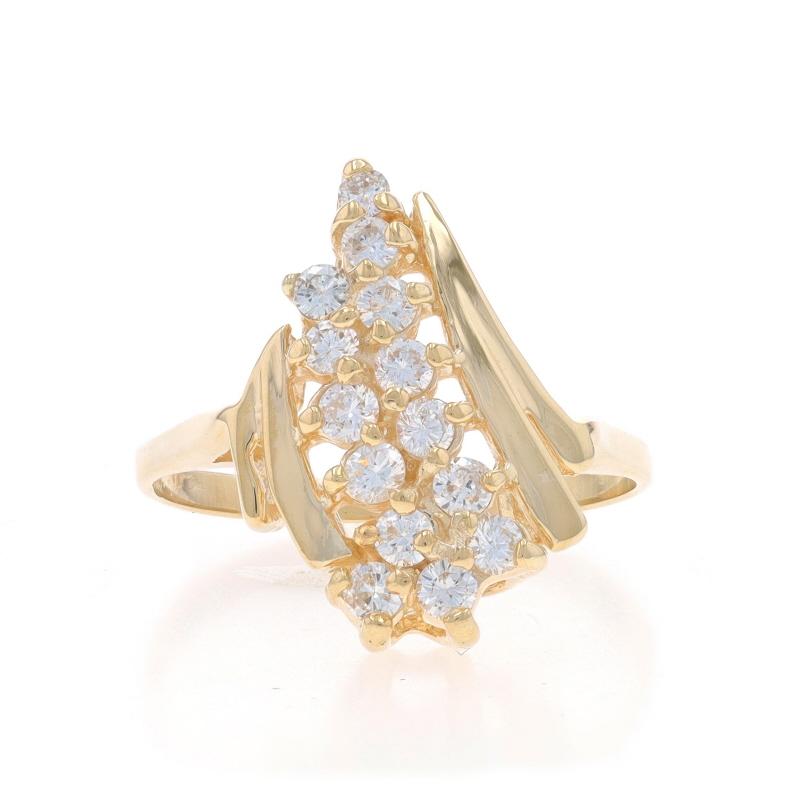 Taille : 6 1/2
Frais de taille : Up&Up 3 tailles pour $35 ou Down 2 tailles pour $35

Contenu du métal : Or jaune 14k

Informations sur les pierres

Diamants naturels
Carat(s) : .56ctw
Coupe : Brillant rond
Couleur : G - H
Clarté : SI1 - SI2

Total