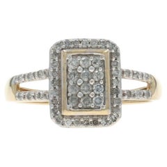 Bague en or jaune avec halo de diamants en grappe - 10k Brilliante ronde et simple .33ctw