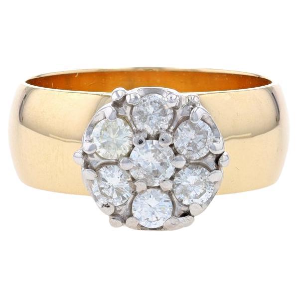 Bague de fiançailles en or jaune avec grappe de diamants - 14k Round .75ctw Floral Engagement