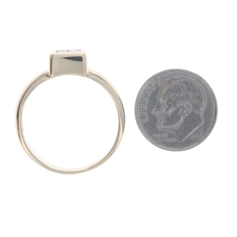 Yellow Gold Diamond Cluster Ring - 14k Princess .50ctw en vente 1