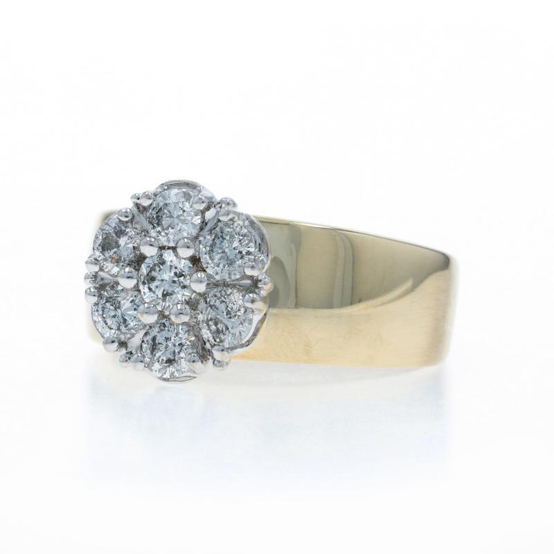 Anello a grappolo di diamanti in oro giallo 14k Brilliante rotondo 1,00ctw Floreale In condizioni ottime in vendita a Greensboro, NC