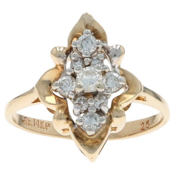 Anello a grappolo di diamanti in oro giallo - 14k Brilliante rotondo .25ctw in vendita