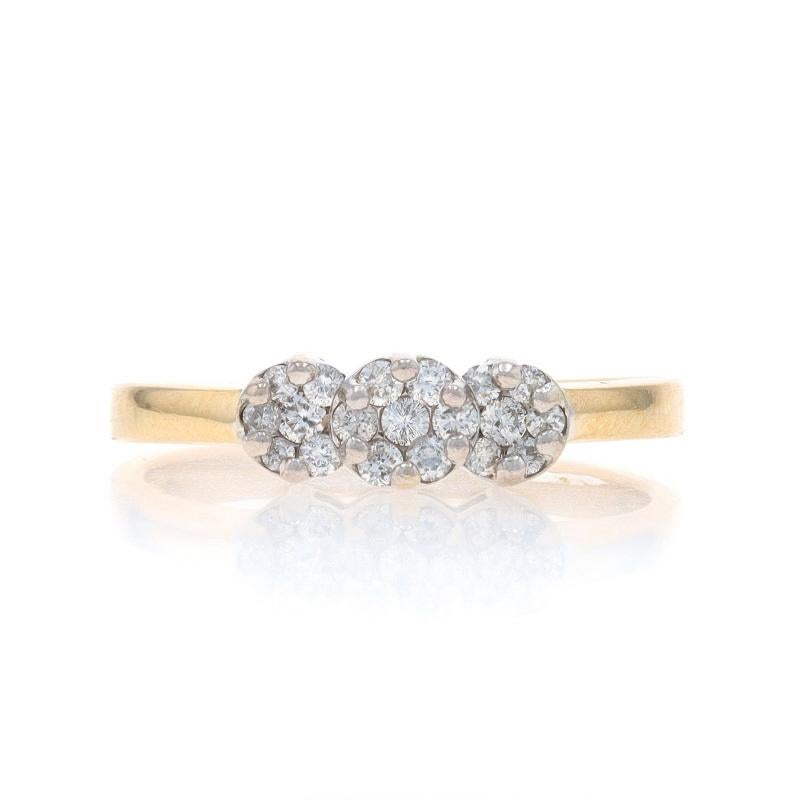 Taille : 7
Frais de taille : Up&Up 2 tailles pour $35 ou Down 1 taille pour $35

Contenu métallique : Or jaune 14k et or blanc 14k

Informations sur les pierres

Diamants naturels
Carat(s) : .25ctw
Coupe : Brillant rond
Couleur : H - I
Clarté : SI1