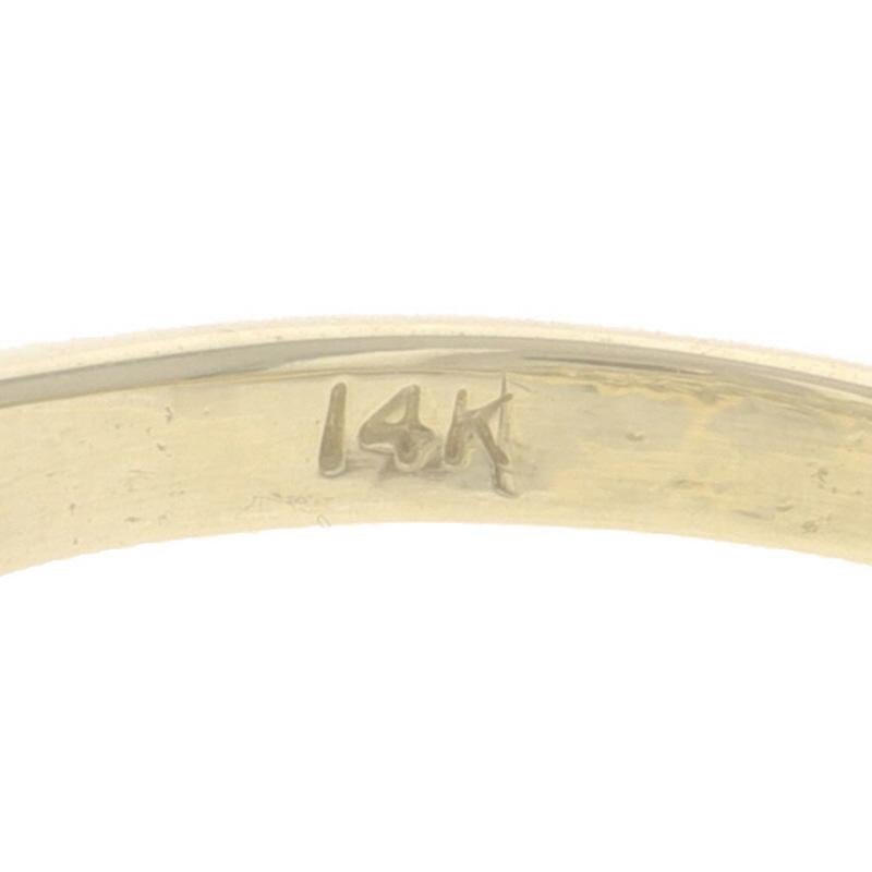 Bague en or jaune avec diamant en grappe - 14k Rond brillant .61ctw Wavy en vente 2