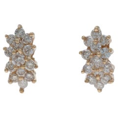 Pendientes de oro amarillo con racimo de diamantes - 14k Rd 1.04ctw Floral Spray Pierced