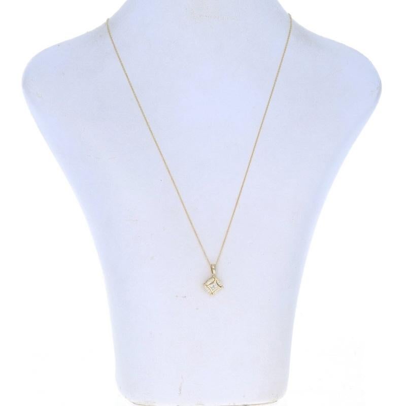 Collana con diamanti convertiti da aureola a penzoloni in oro giallo 14k Princess .28ctw Regolazione In condizioni ottime in vendita a Greensboro, NC