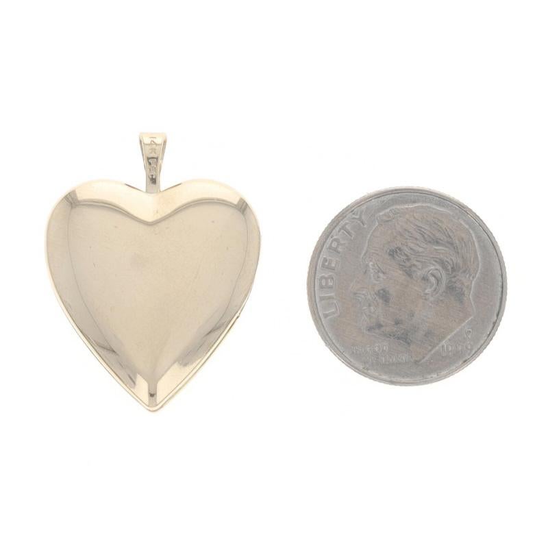 Gelbgold Diamant-Kreuz-Herz-Medaillon-Anhänger - 14k Rundschliff Love zwei Rahmen im Angebot 1