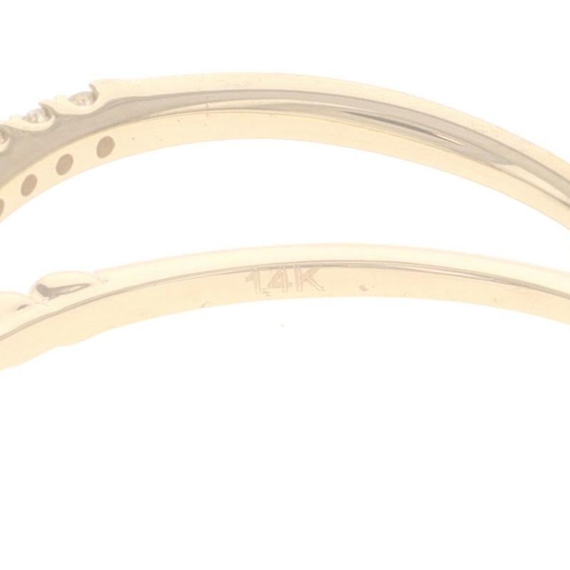 Bandeau croisé en or jaune avec diamant - Bague en or jaune 14k avec diamant rond brillant .16ctw en vente 2