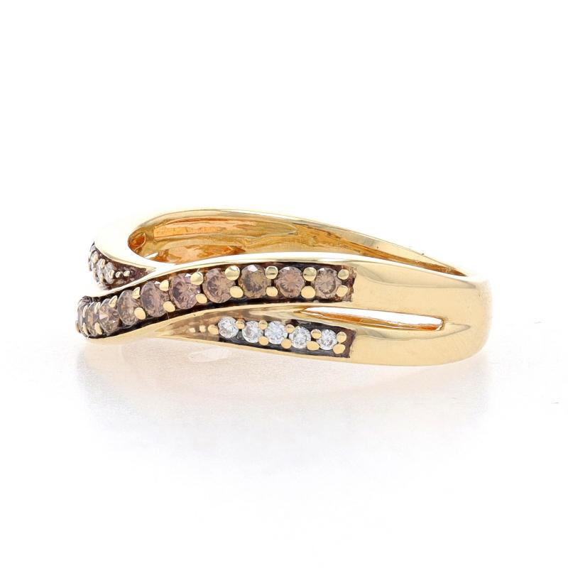 Taille ronde Bandeau croisé en or jaune avec diamant - 14k Bague ronde brillante .30ctw en vente