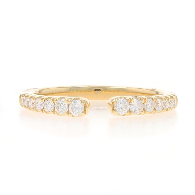 Taille 7
Ajustable, ou contactez-nous pour un devis de redimensionnement.

Contenu du métal : Or jaune 14k

Informations sur les pierres

Diamants naturels
Carat(s) : 0.31ctw
Coupe : Brillant rond
Couleur : H - I
Clarté : SI2 - I1

Total des carats