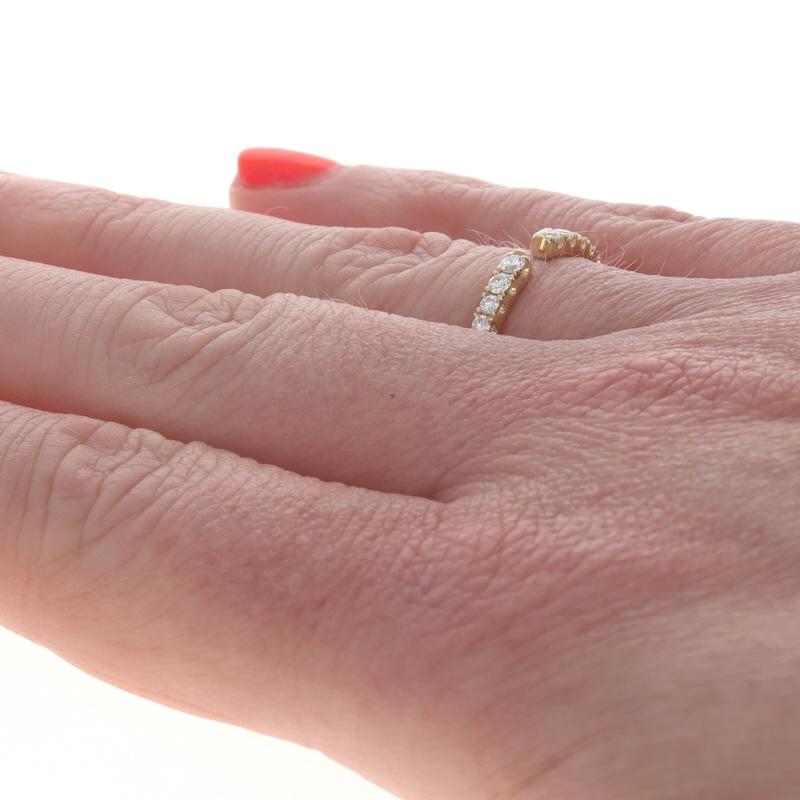 Bracelet manchette en or jaune 14k diamant rond brillant .31ctw Bague ajustable Pour femmes en vente