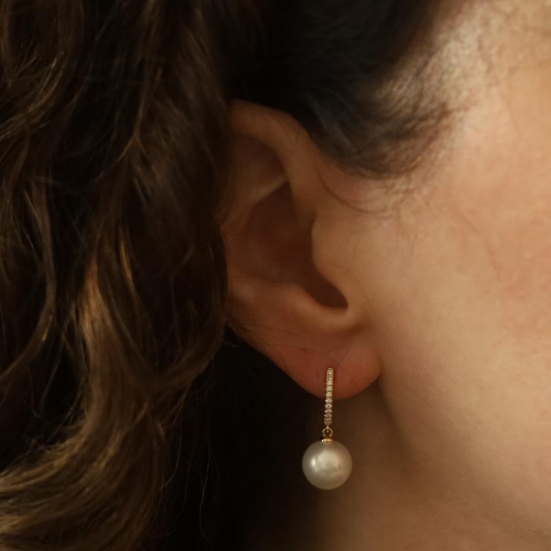 Gelbgold Diamant kultiviert Süßwasserperle Hoop Ohrringe 14k Runde durchbohrt (Rundschliff) im Angebot