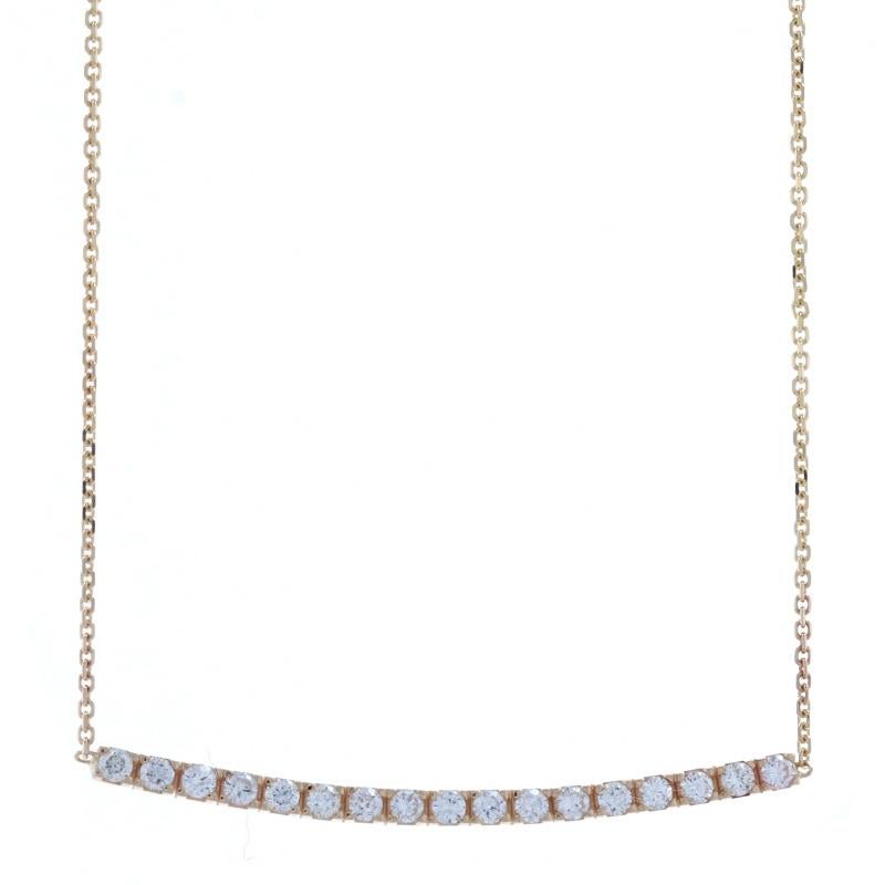Contenu du métal : Or jaune 14k

Informations sur les pierres
Diamants naturels
Carat(s) : .28ctw
Coupe : Brillant rond
Couleur : G
Clarté : VS2 - SI1

Total des carats : .32ctw

Pendentif attaché Style : Barre courbée
Style du collier :