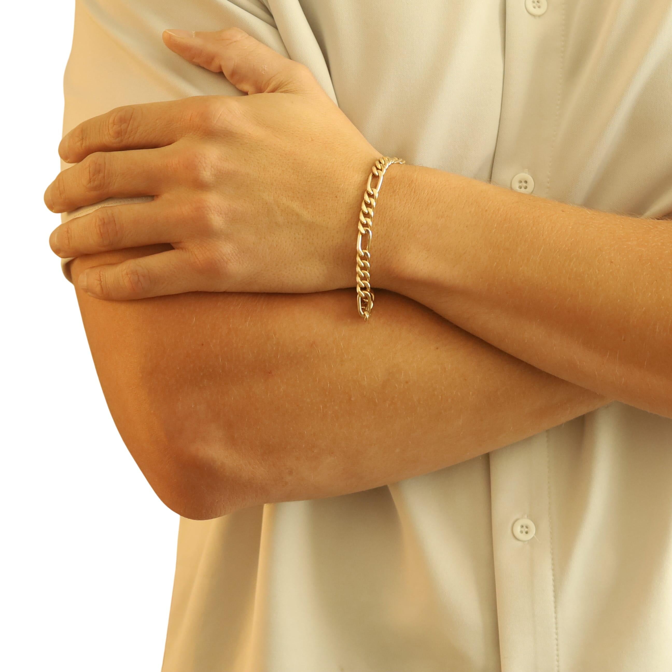 Bracelet homme en or jaune avec chaîne Figaro et diamants 8
