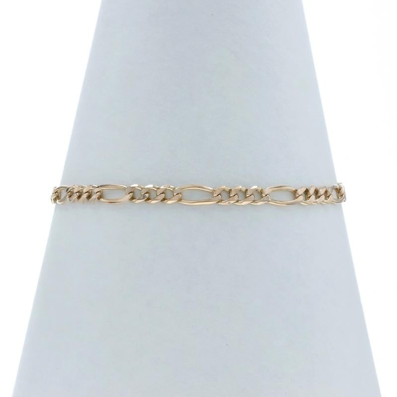Metal Content: 10k Yellow Gold

Chain Style: Diamond Cut Figaro
Bracelet Style: Chain
Fastening Type: Lobster Claw Clasp

Measurements

Chain Width: 3/16