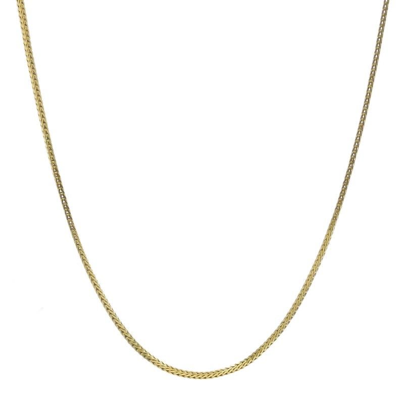 Metal Content: 14k Yellow Gold

Chain Style: Diamond Cut Foxtail
Necklace Style: Chain
Fastening Type: Spring Ring Clasp

Measurements

Length: 15