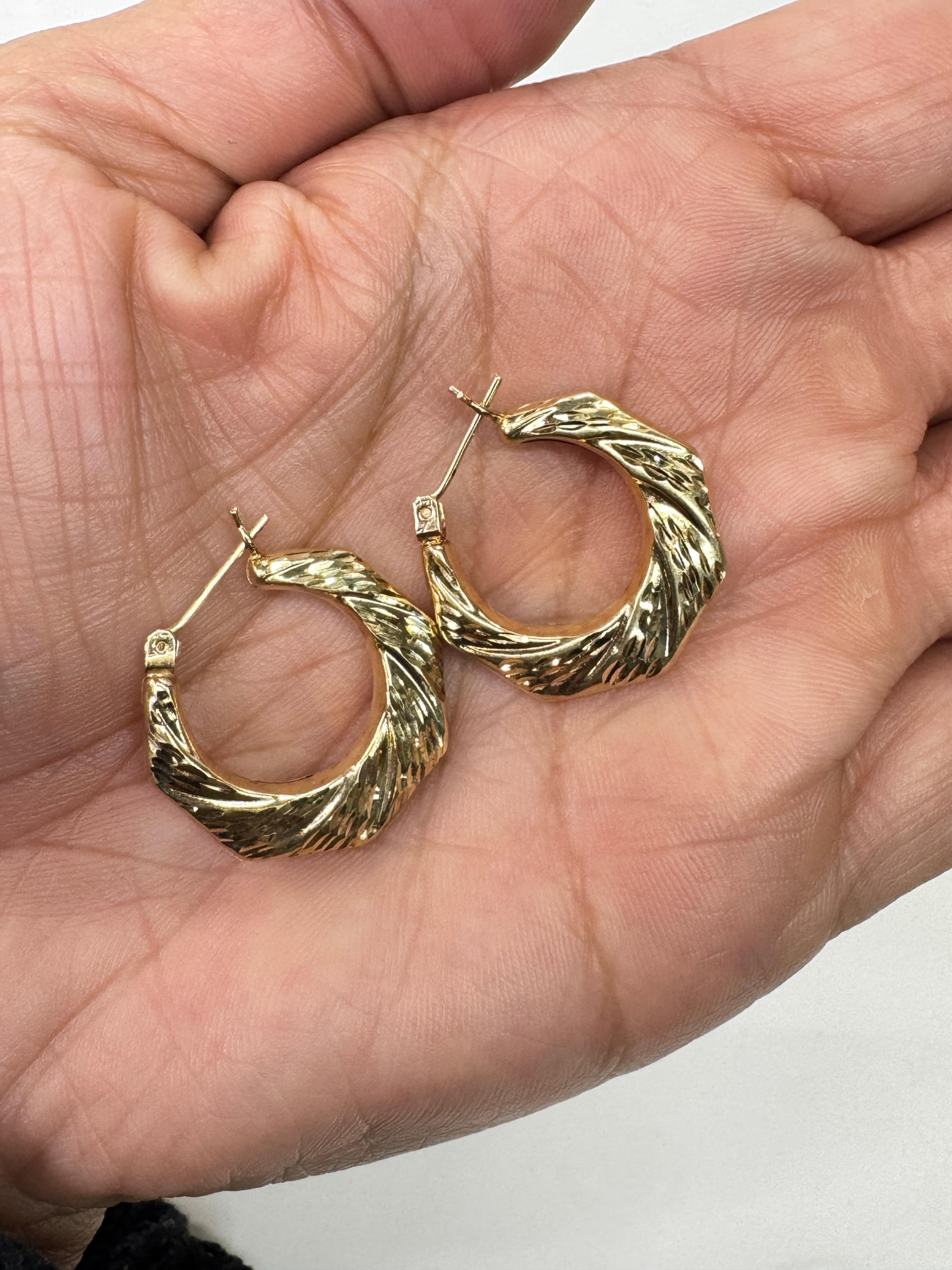 Women's or Men's Yellow Gold Diamond-Cut Hoop Earrings For Sale