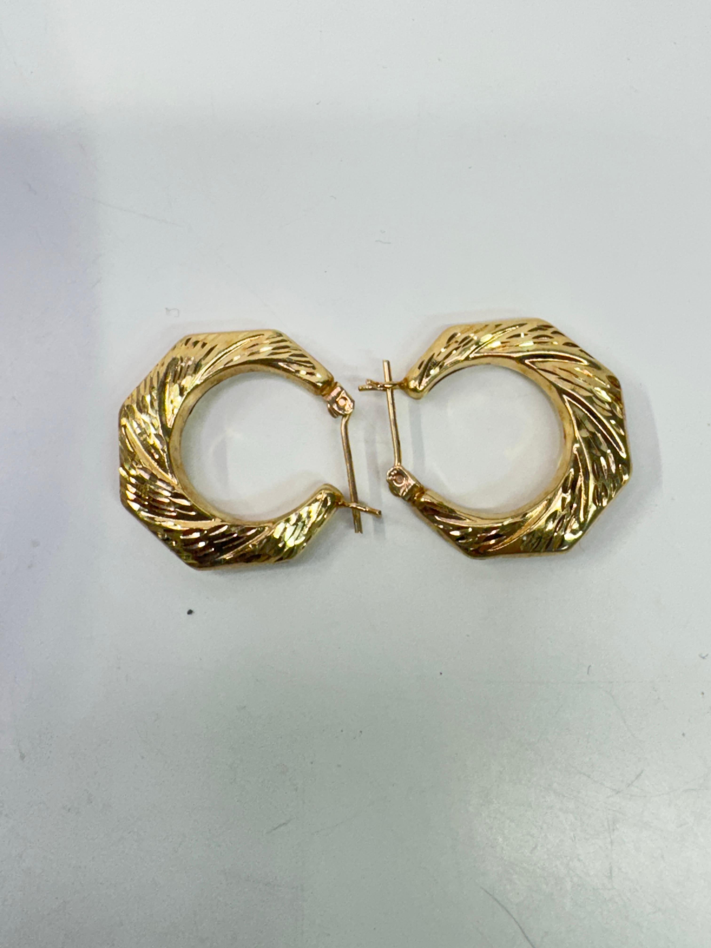 Yellow Gold Diamond-Cut Hoop Earrings For Sale 3