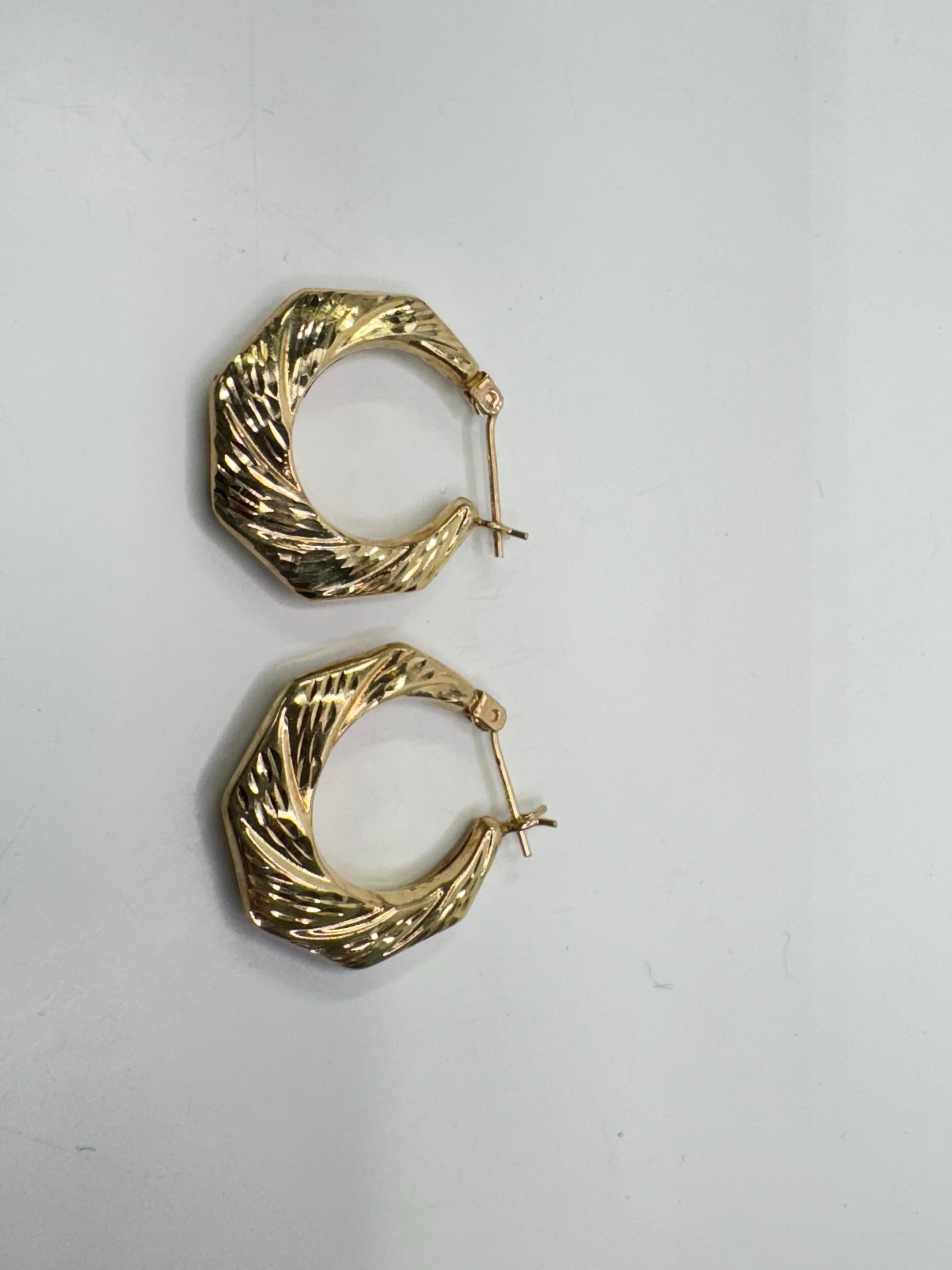 Yellow Gold Diamond-Cut Hoop Earrings For Sale 4