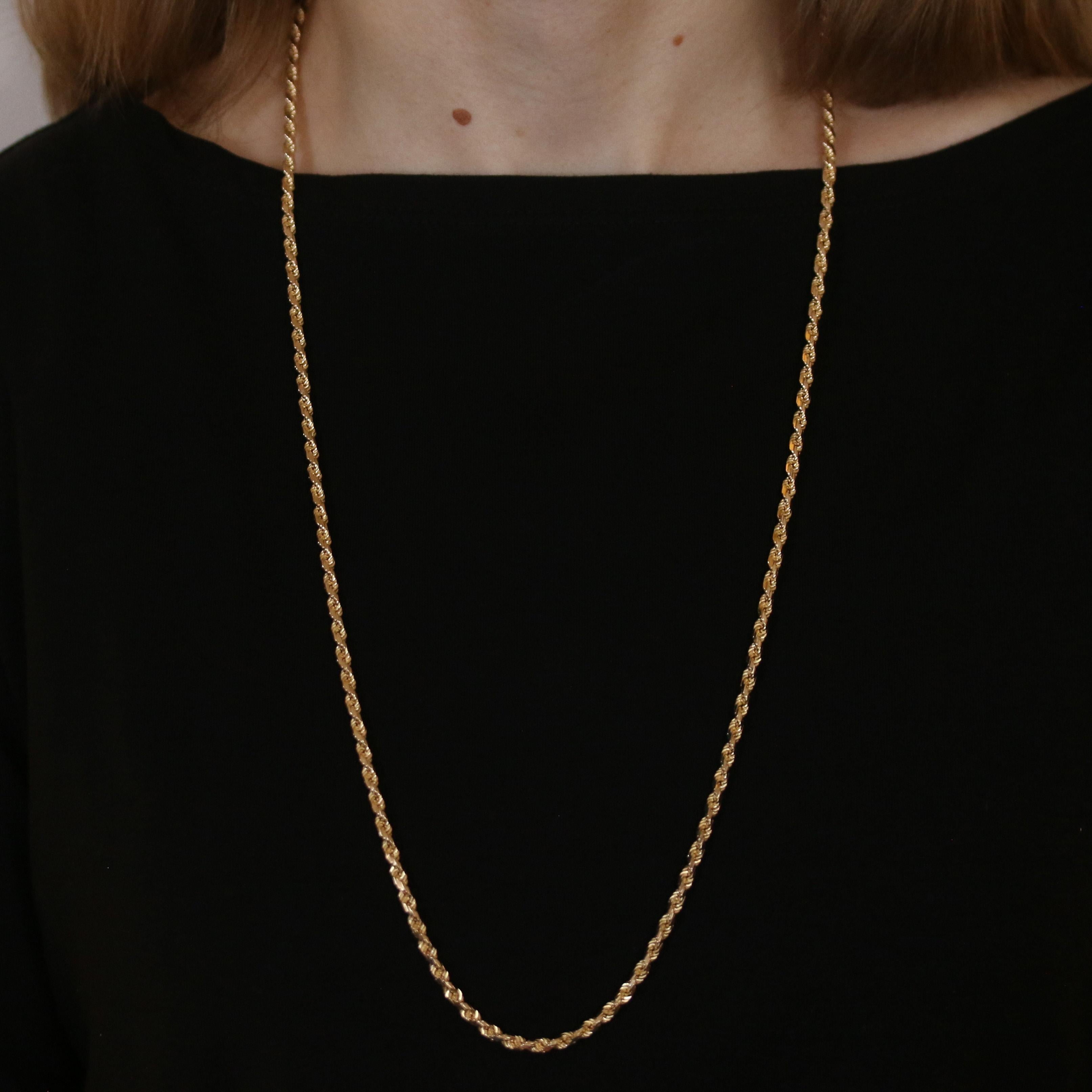 Metallgehalt: 14k Gelbgold  

Kette Stil: Diamantschliff Seil
Verschluss-Typ: Tab Box Clasp mit seitlicher Sicherheitsschließe

Abmessungen: 
Länge: 30 1/4