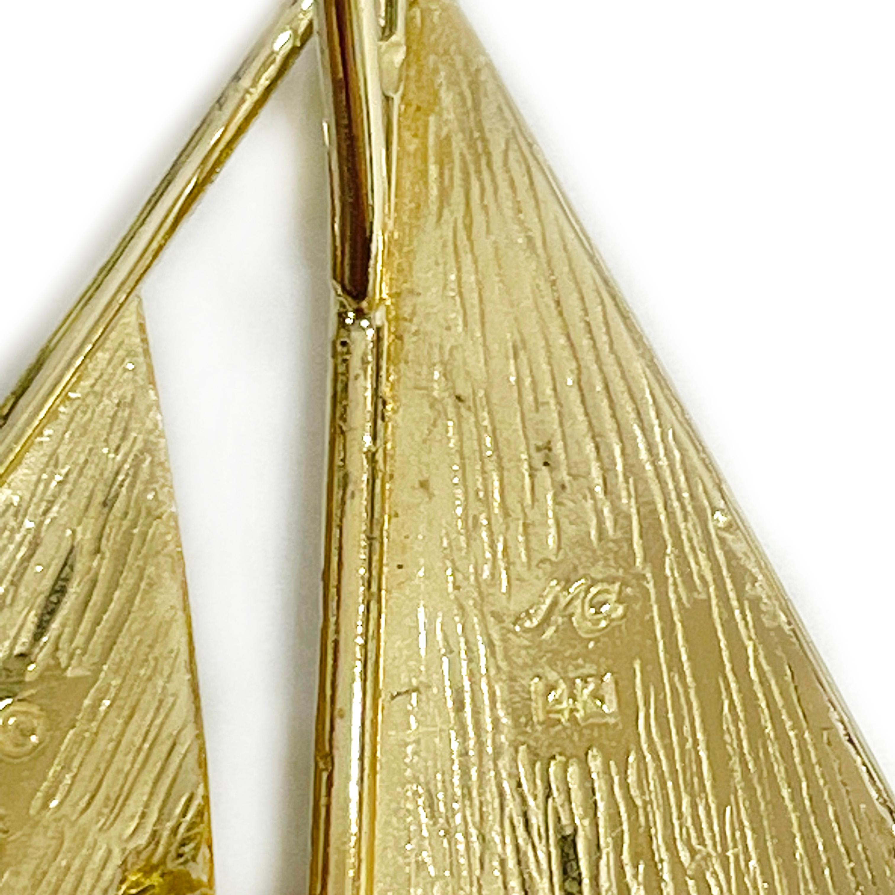 Yellow Gold Diamond-Cut Sail Boat Pendant For Sale 1