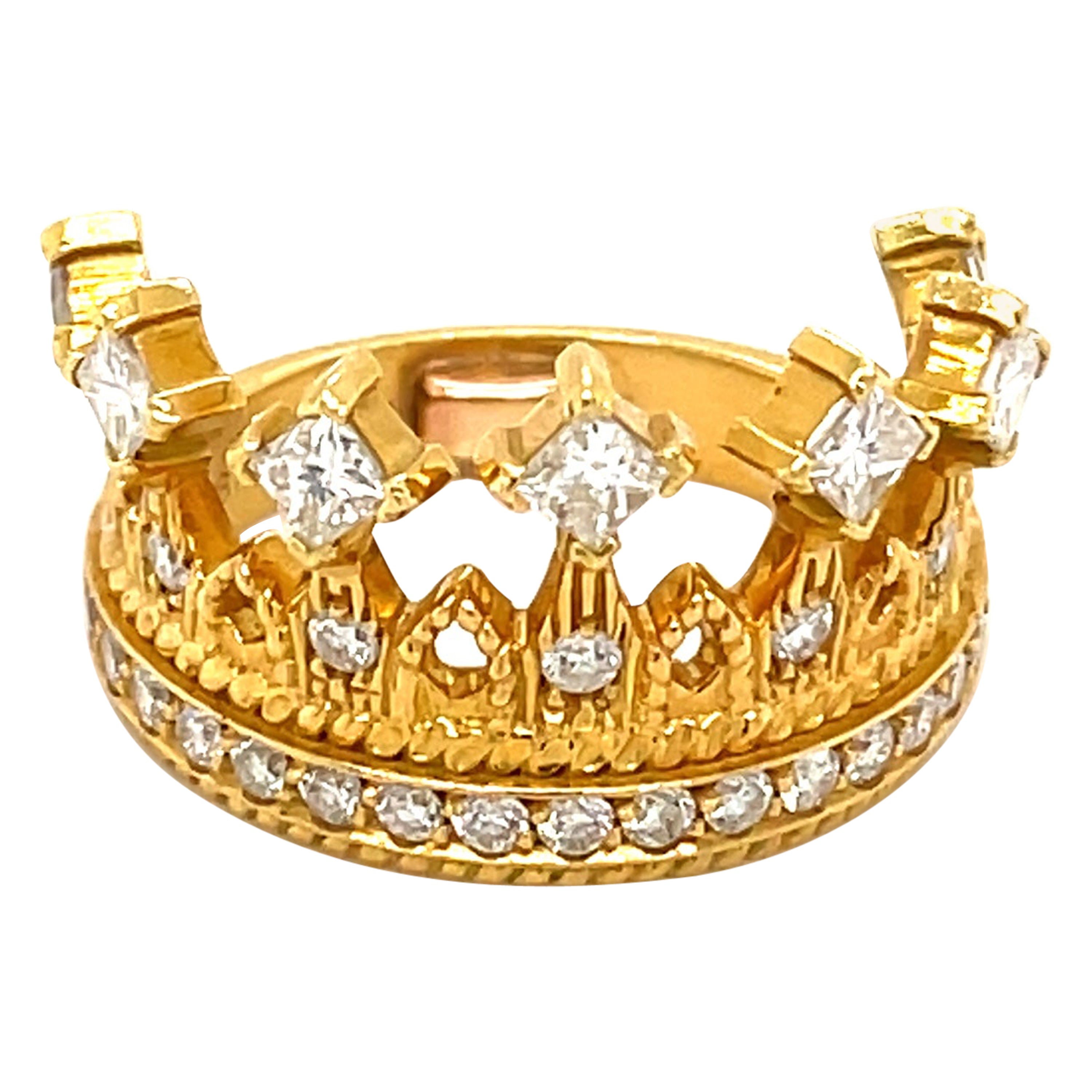 Anello Imperatrice Tiara in oro giallo con diamanti di Cynthia Bach