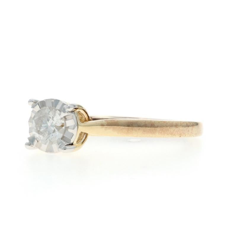Anello di fidanzamento con diamante in oro giallo 10k a brillante rotondo .50ctw In condizioni ottime in vendita a Greensboro, NC