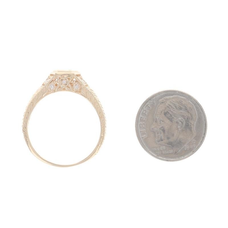 Verlobungsring aus Gelbgold mit Diamanten - 14k rund .16ctw JAGi geätzter Milgrain im Angebot 1