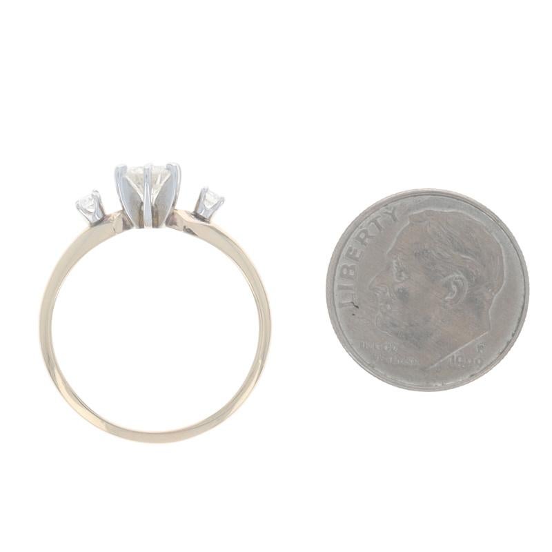 Bague de fiançailles en or jaune - 14k diamant rond brillant .60ctw en vente 1