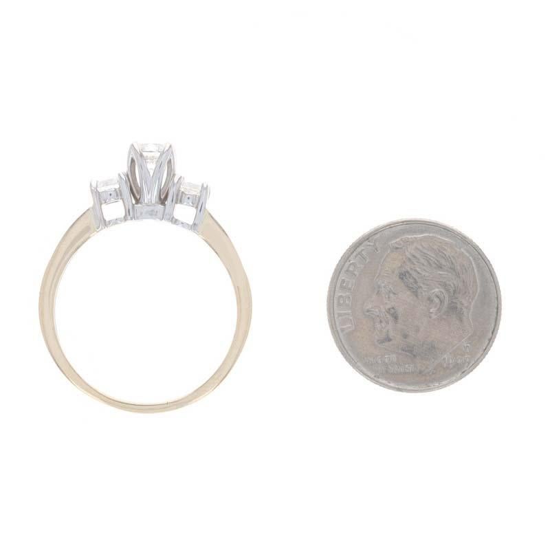 Gelbgold Diamant Verlobungsring - 14k Runde Brillant .95ctw Drei-Stein im Angebot 1