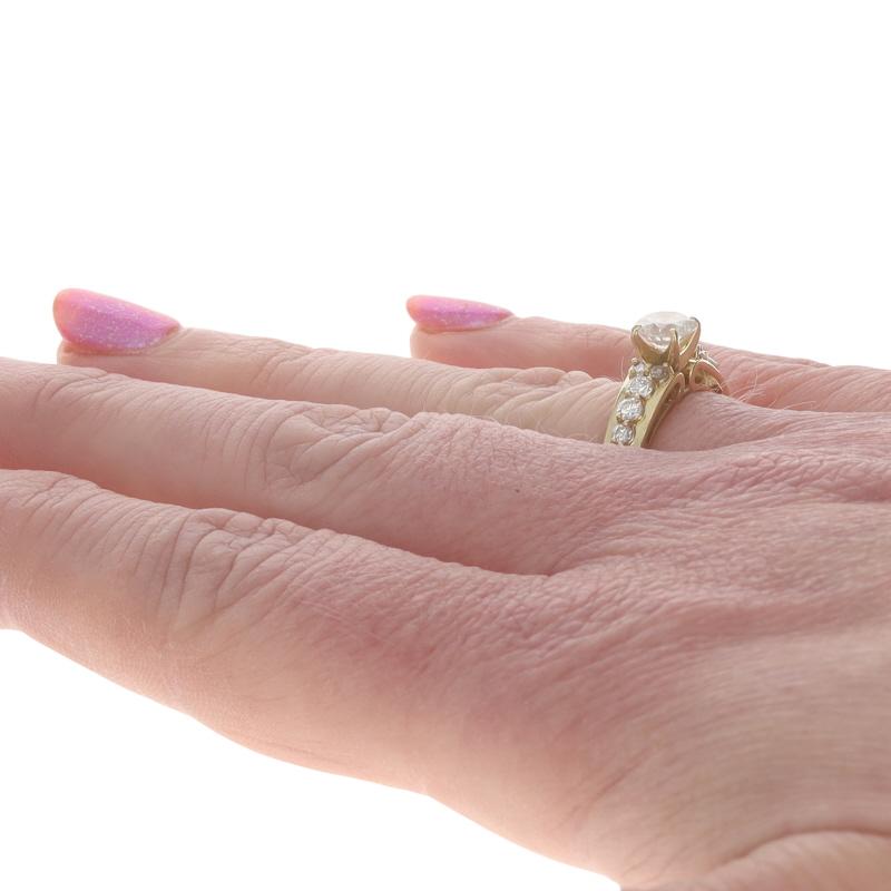 Bague de fiançailles en or jaune - 18k diamant rond brillant 1.25ctw Pour femmes en vente