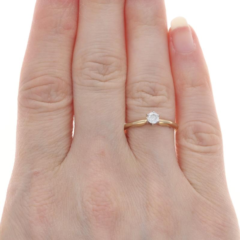 Taille ronde Bague de fiançailles et alliance en or jaune - 14k diamant rond brillant .23ctw en vente