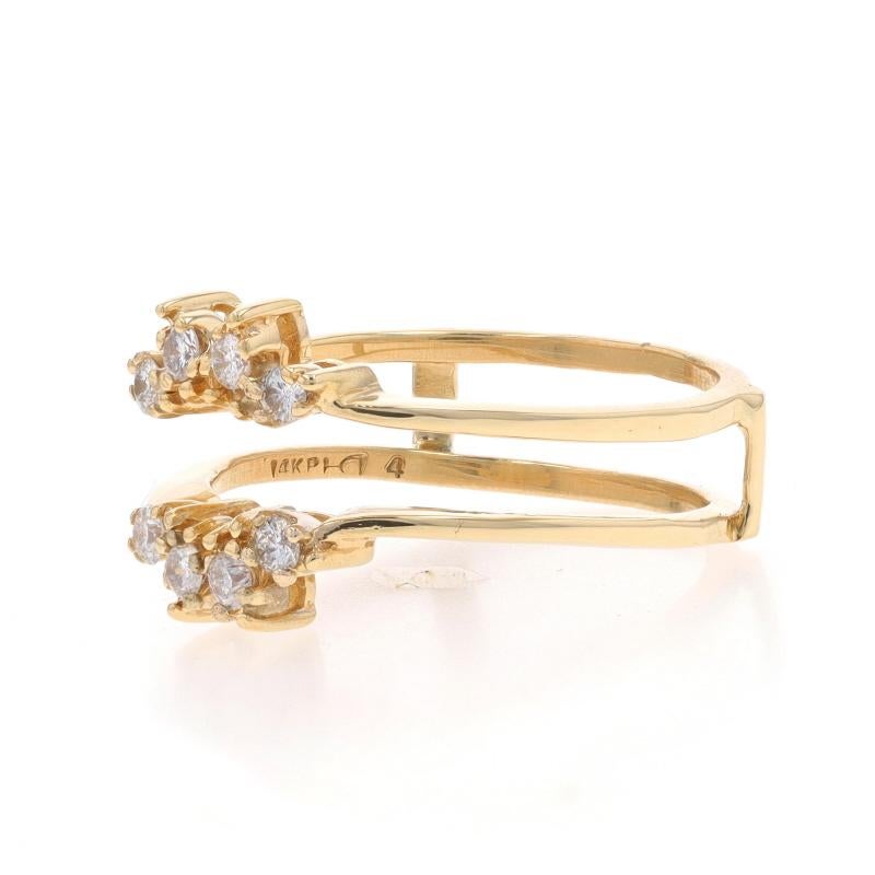 Anneau de mariage en or jaune avec diamant - 14k Round .32ctw Wrap Jacket Ring Excellent état - En vente à Greensboro, NC
