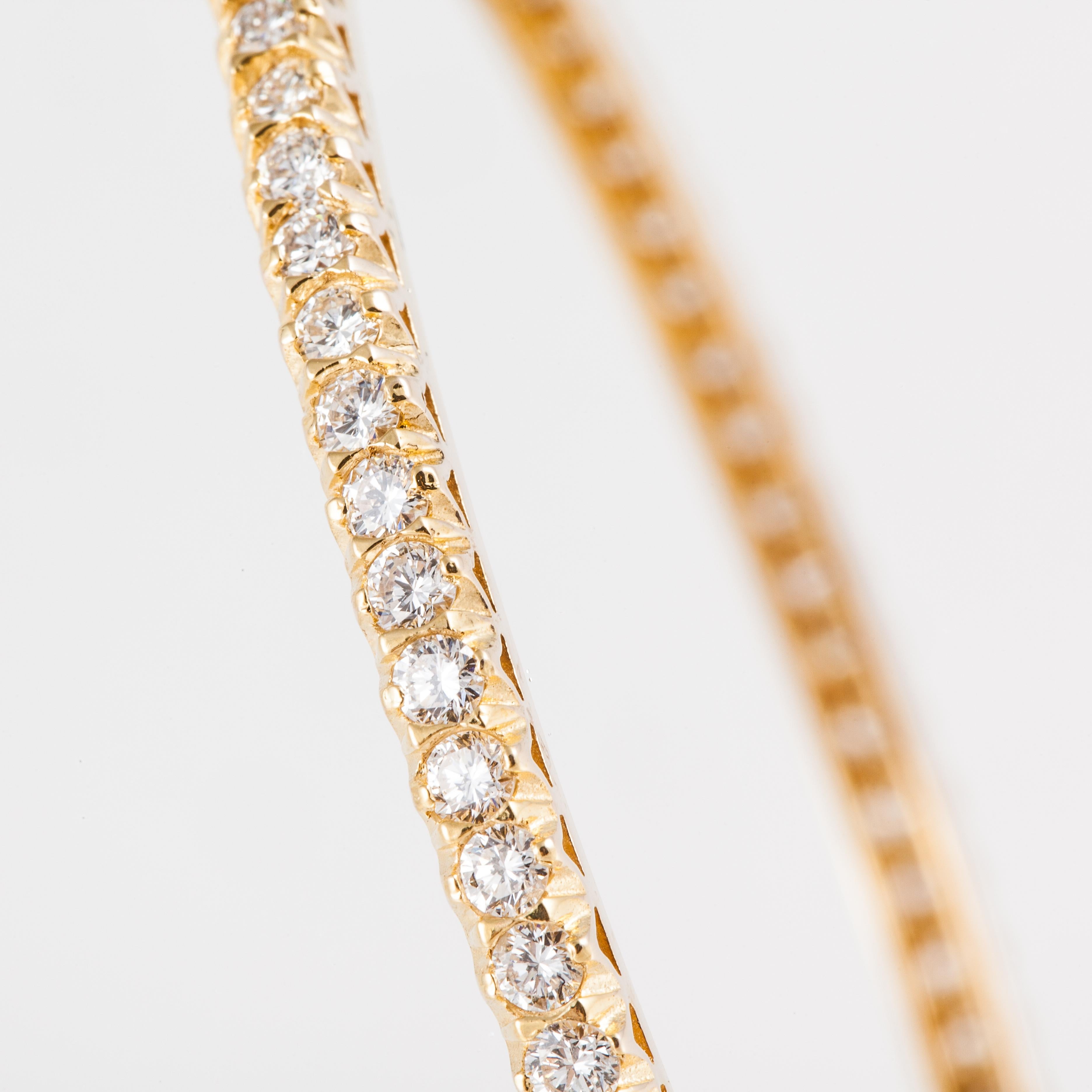 Diamant Eternity Armreif aus 18 Karat Gelbgold mit Diamant im Zustand „Gut“ in Houston, TX