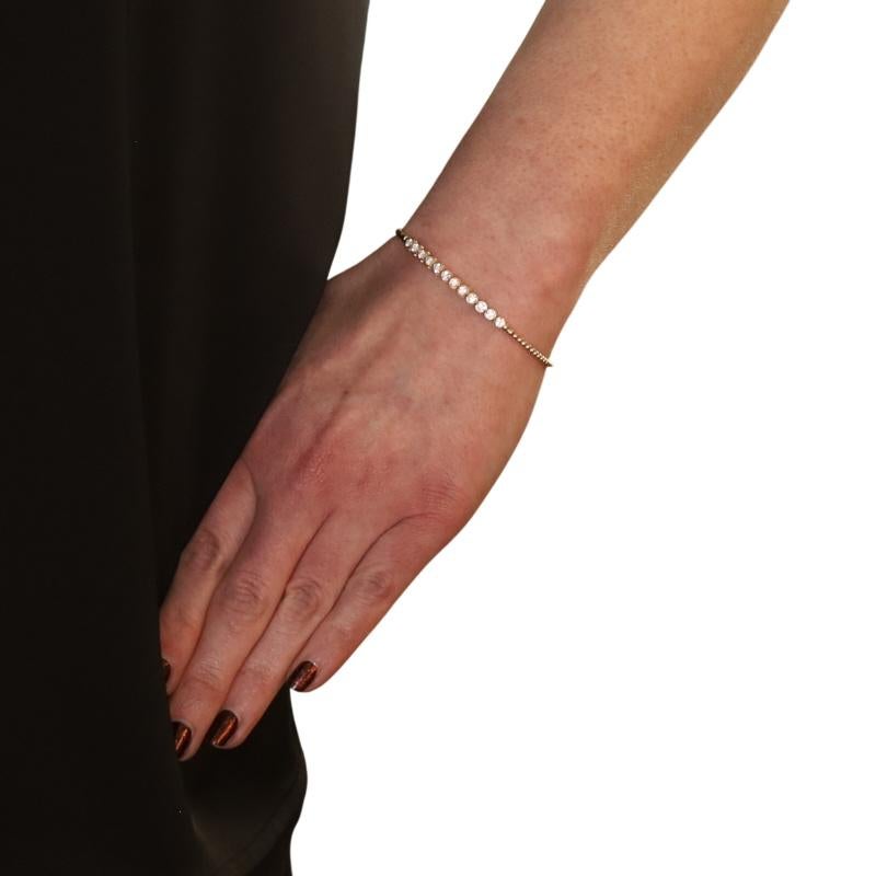 Taglio rotondo Bracciale Flex con diamanti in oro giallo da 6 3/4