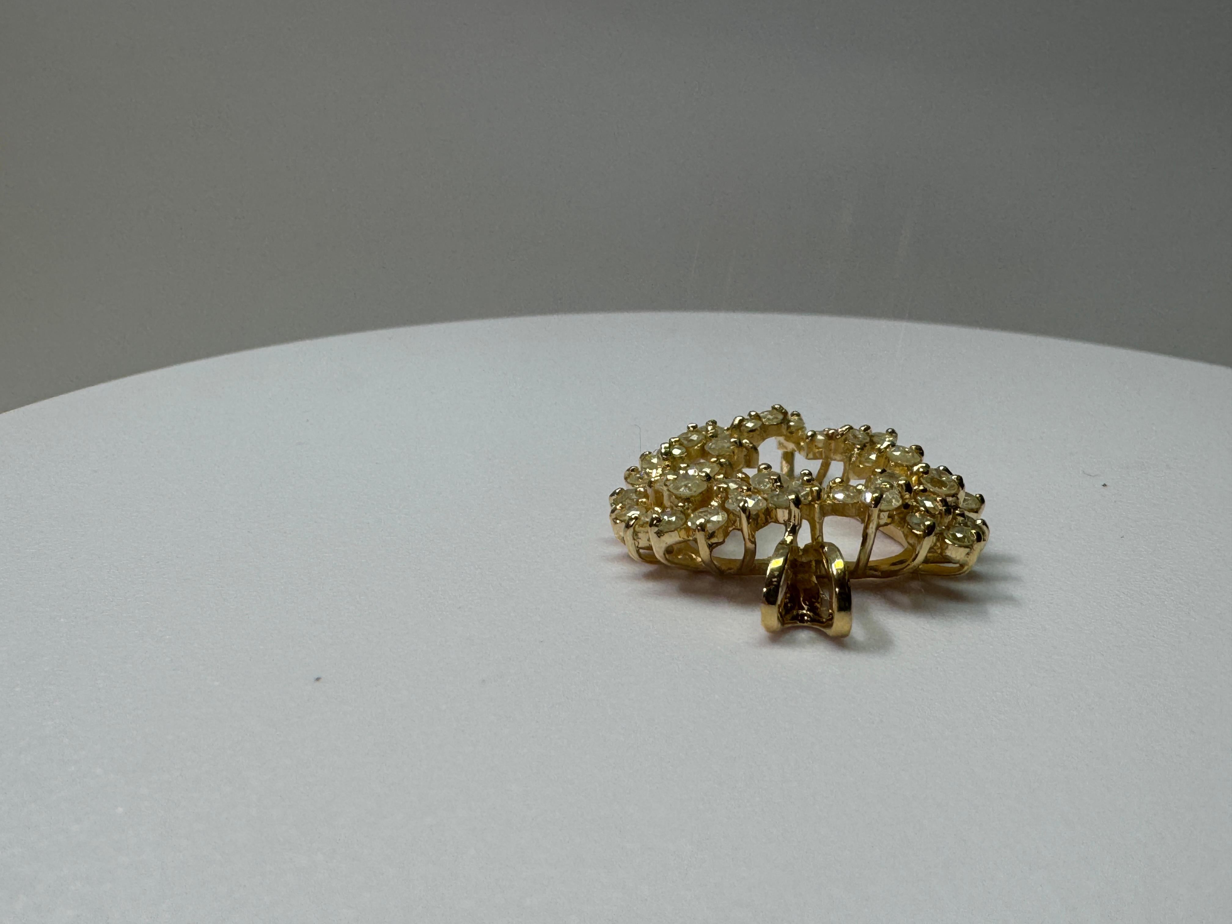 Pendentif coeur en or jaune avec diamant en vente 2