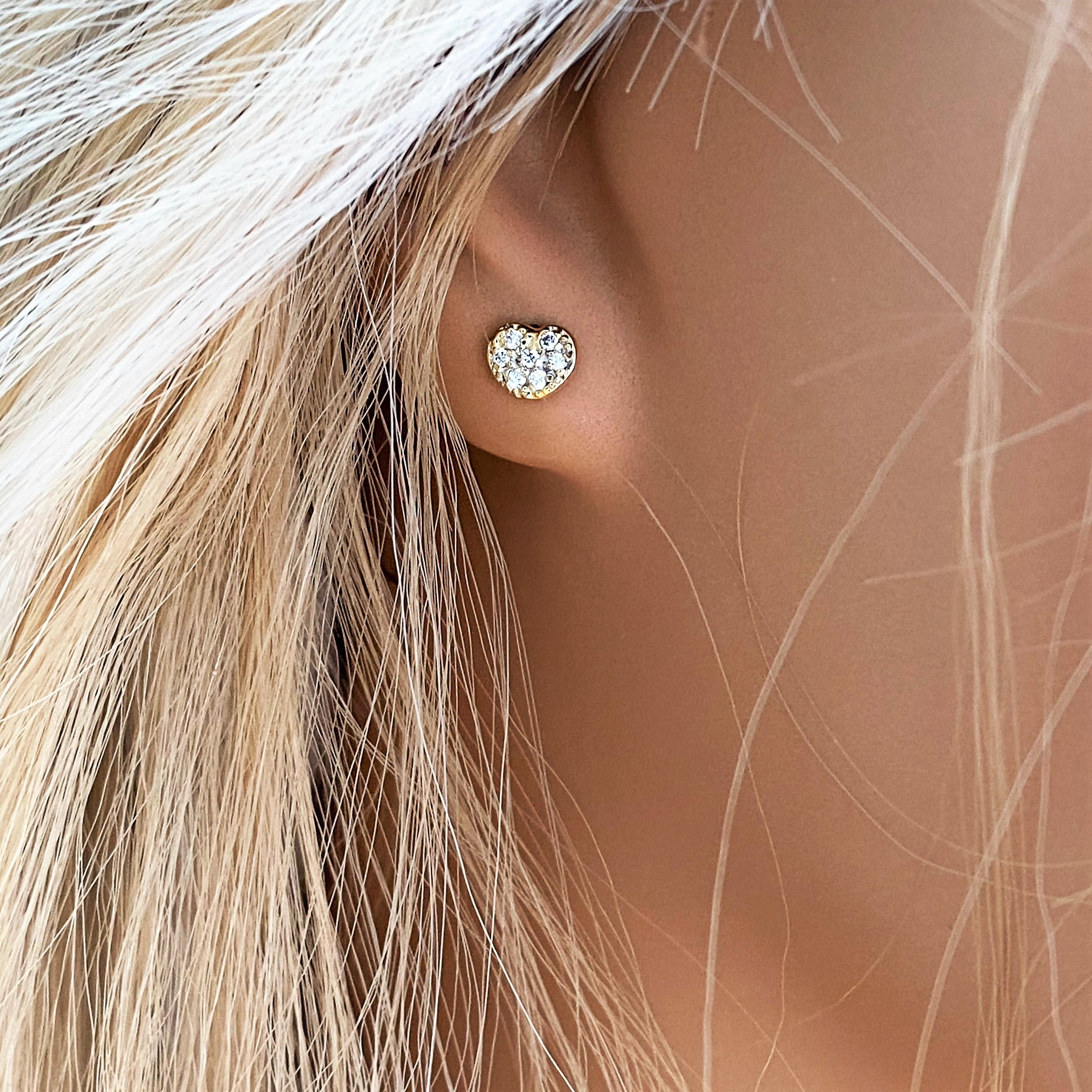 Round Cut Heart Shaped Diamond 0.15 Carats 14 Karat Yellow Gold 0.25 Inch Stud Earrings  For Sale