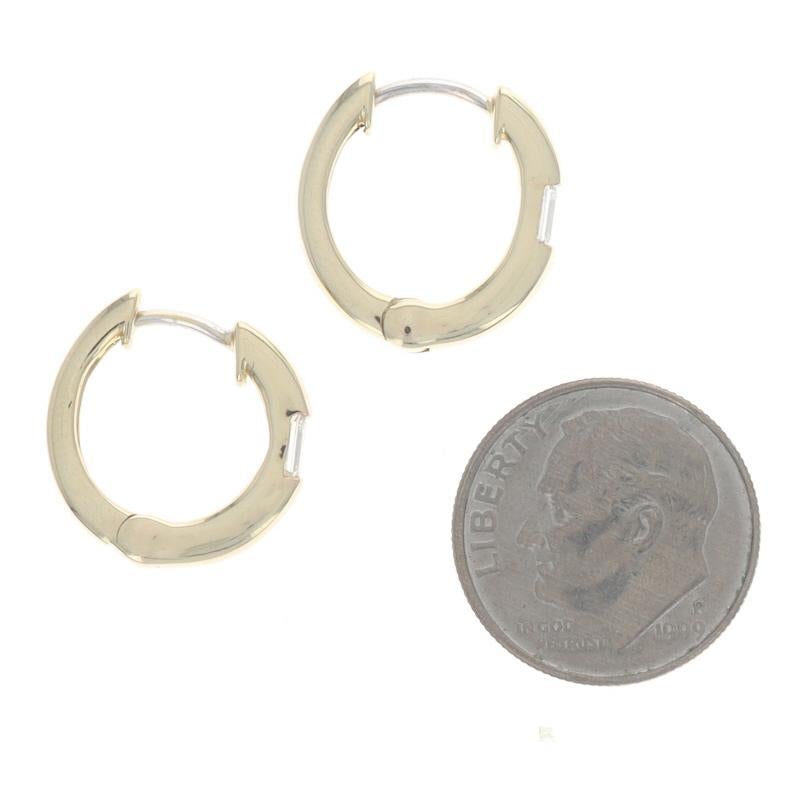 Boucles d'oreilles en or jaune 14k Emeraude .42ctw Pierced Pour femmes en vente